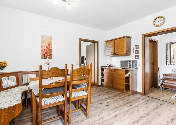 2 Bedroom In Hildfeld Apartman *